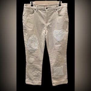 NWOT JW BOYFRIEND JEANS - SZ 32